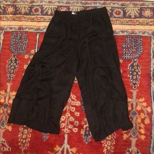 Black gaucho pants